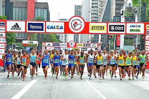 Largada do pelotão de elite / Foto: Sérgio Shibuya / MBragacom